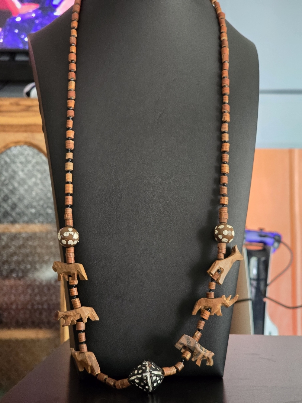 Carved Wood Animal Pendant Bead Necklace in Brown